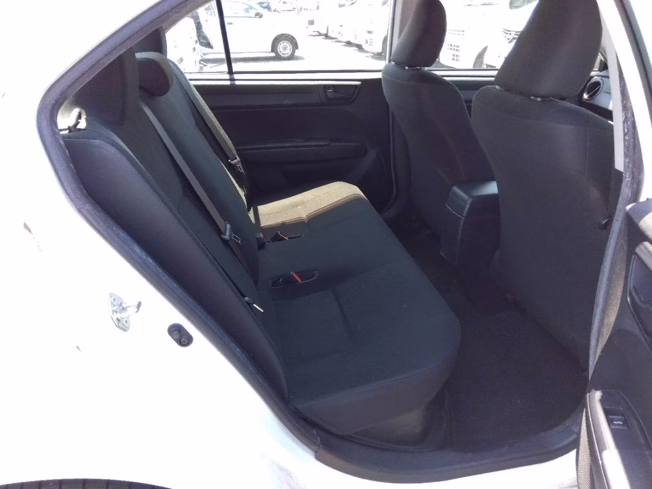 TOYOTA COROLLA AXIO