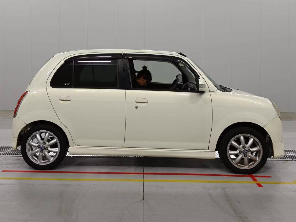 DAIHATSU MIRA GINO