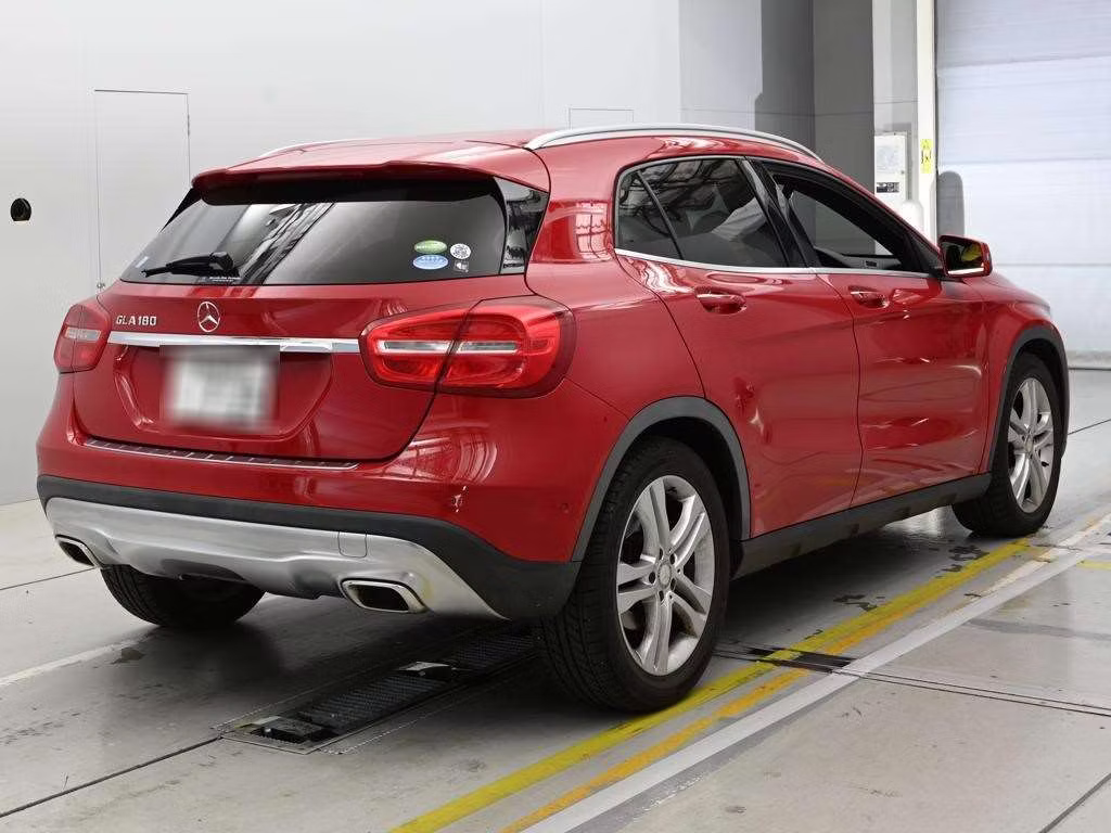 MERCEDES-BENZ GLA-CLASS
