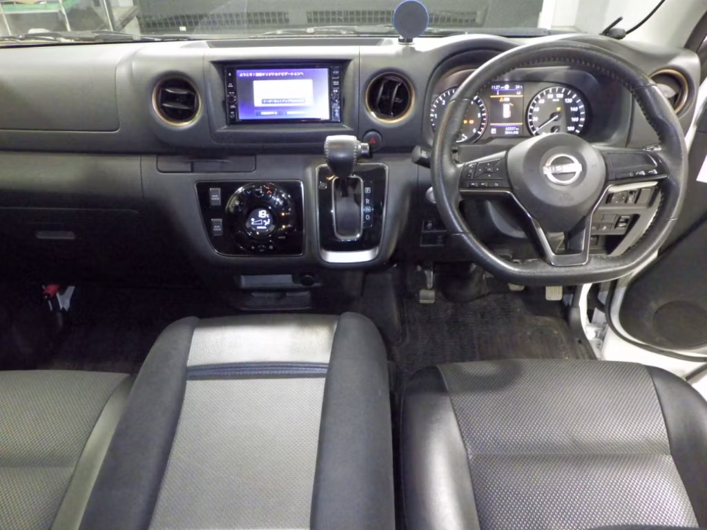 NISSAN CARAVAN