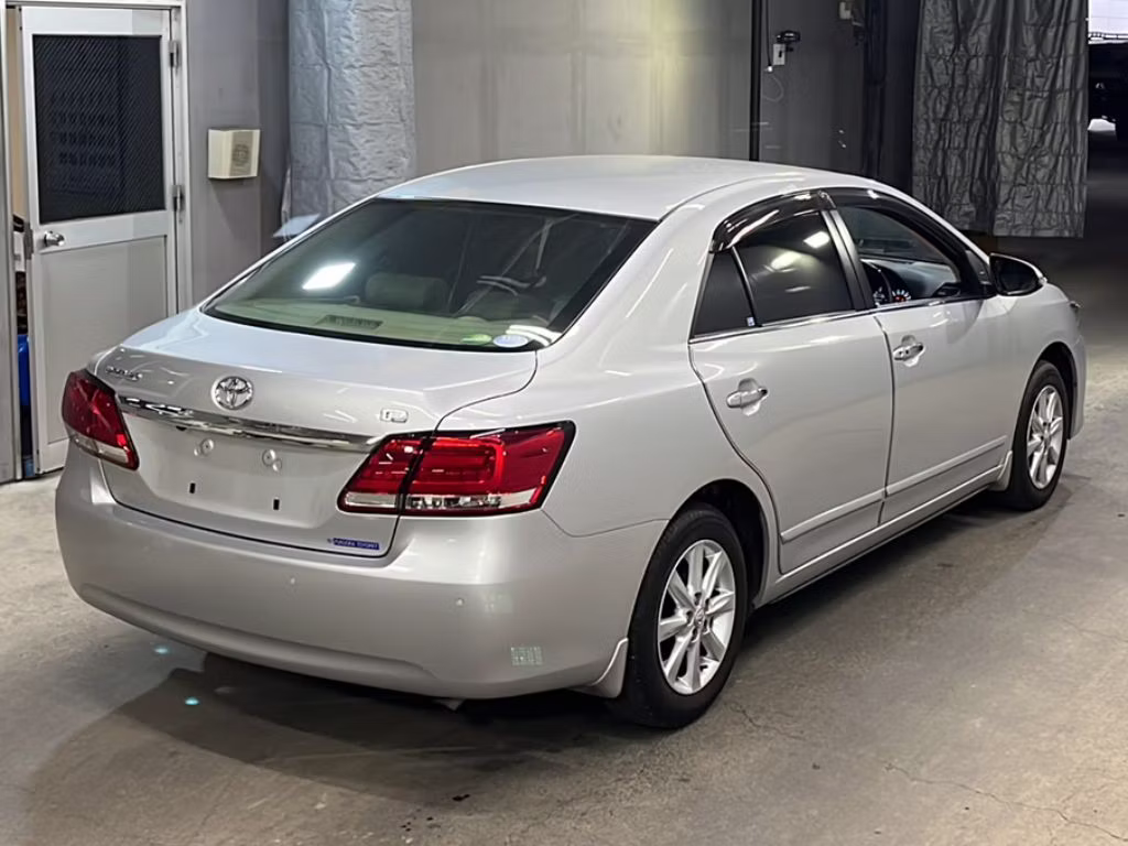 TOYOTA PREMIO
