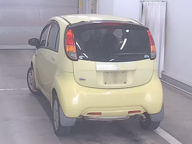 MITSUBISHI I
