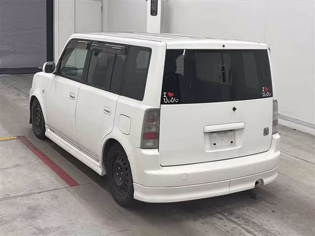 TOYOTA BB