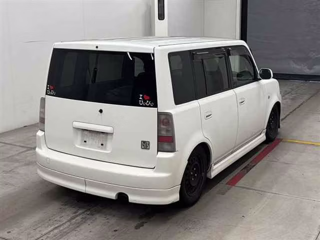 TOYOTA BB