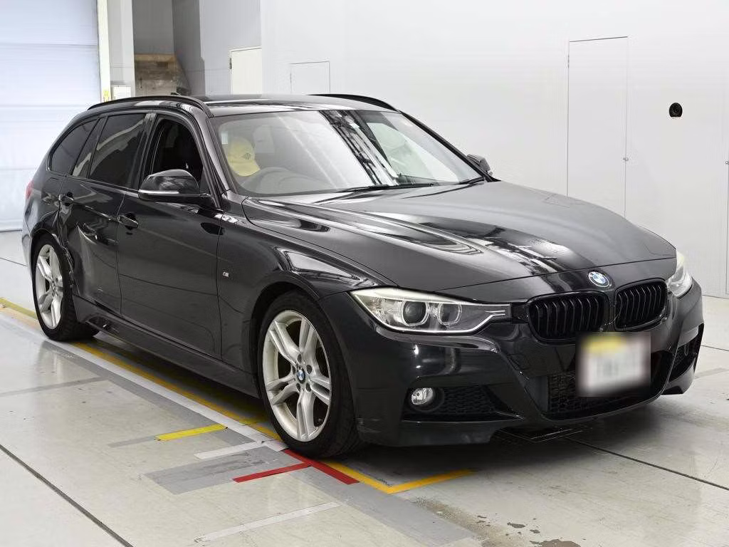 BMW 3-SERIES