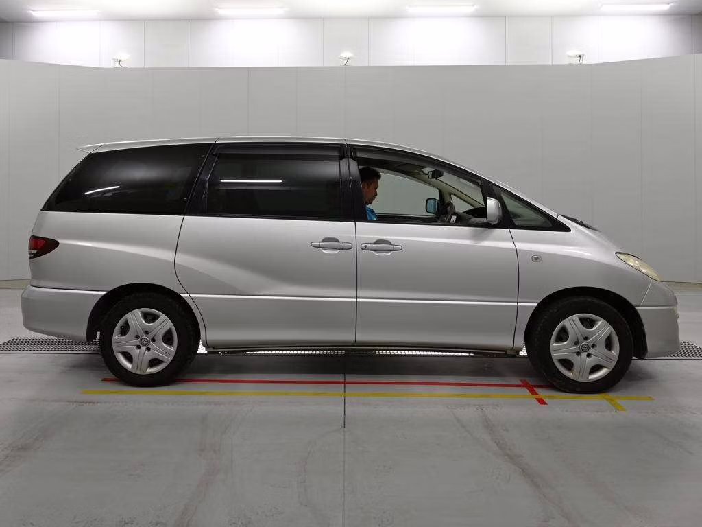 TOYOTA ESTIMA
