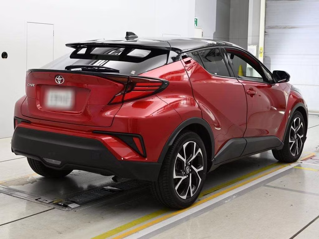 TOYOTA C-HR