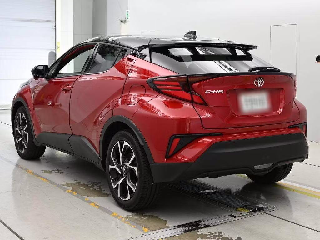 TOYOTA C-HR