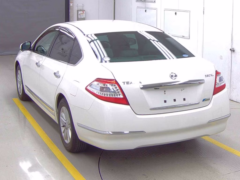 NISSAN TEANA