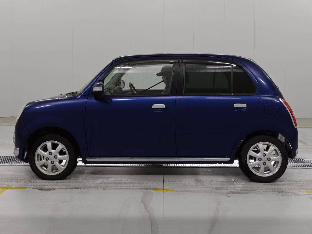 DAIHATSU MIRA GINO