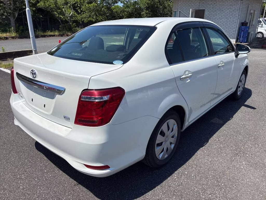 TOYOTA COROLLA AXIO