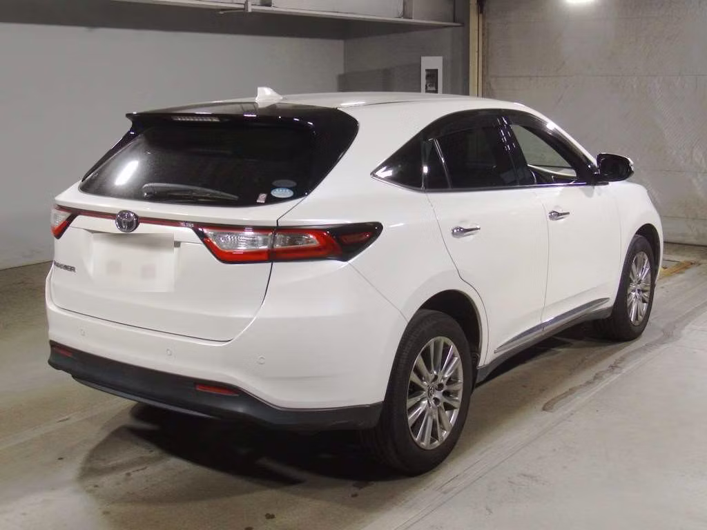 TOYOTA HARRIER