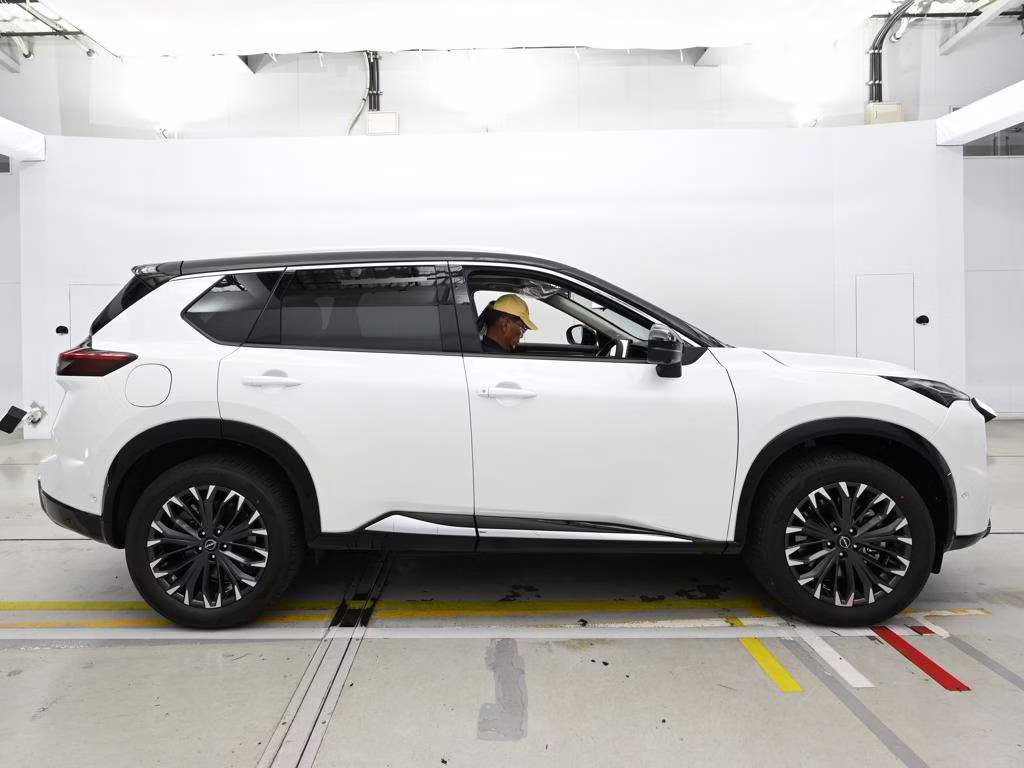 NISSAN X-TRAIL
