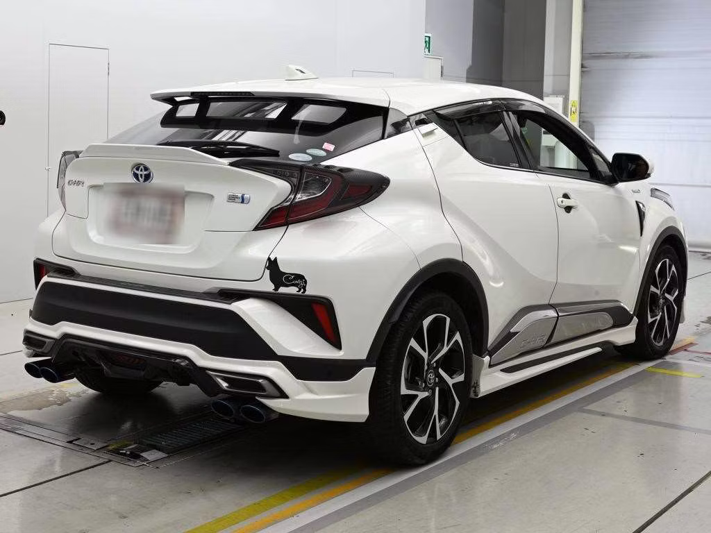 TOYOTA C-HR