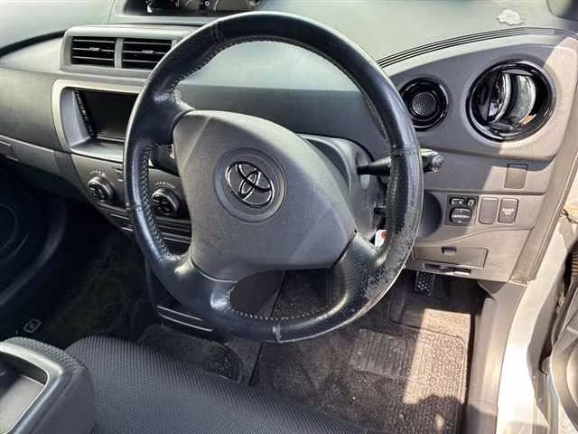 TOYOTA BB