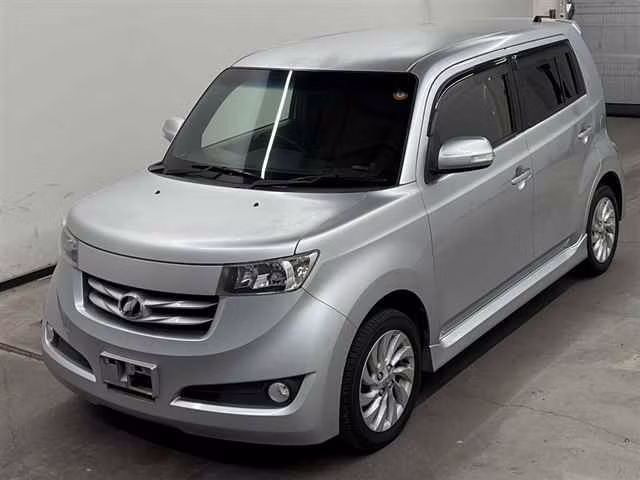 TOYOTA BB