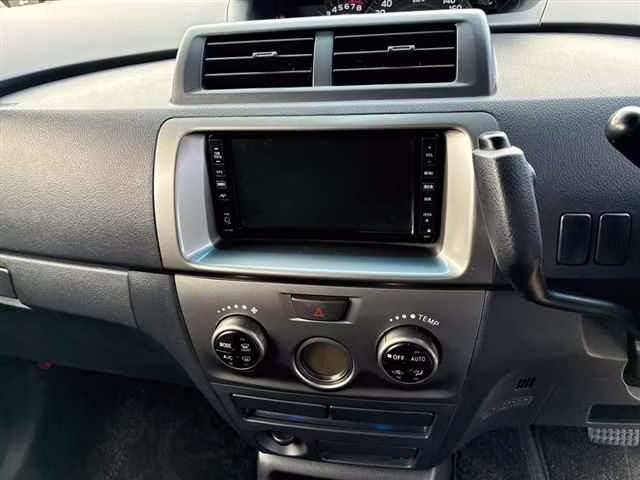 TOYOTA BB