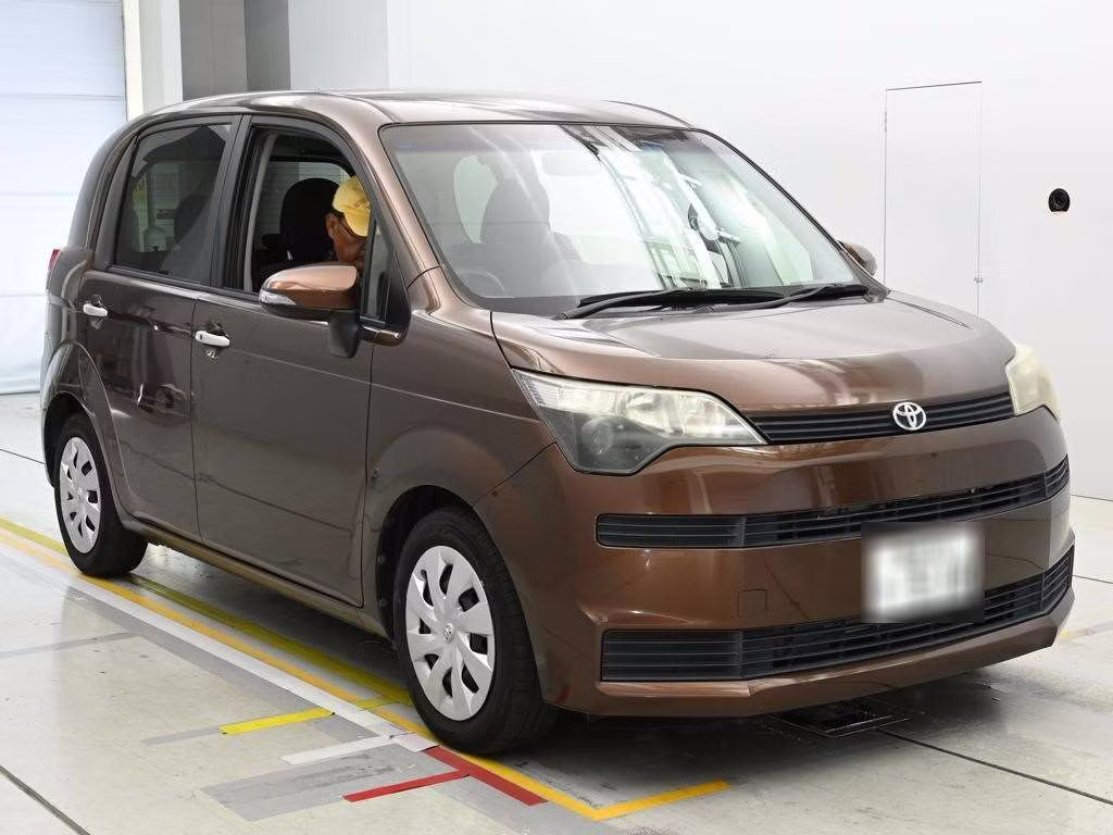 TOYOTA SPADE