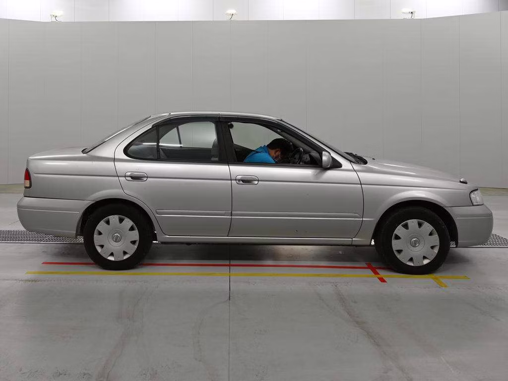 NISSAN SUNNY