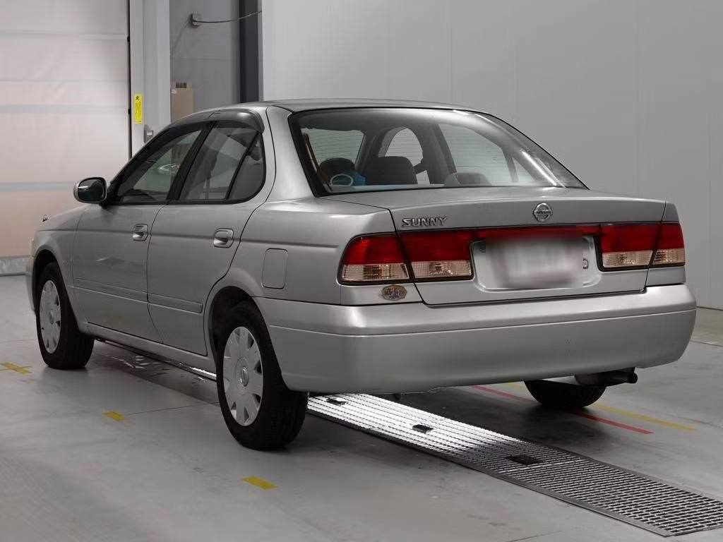 NISSAN SUNNY
