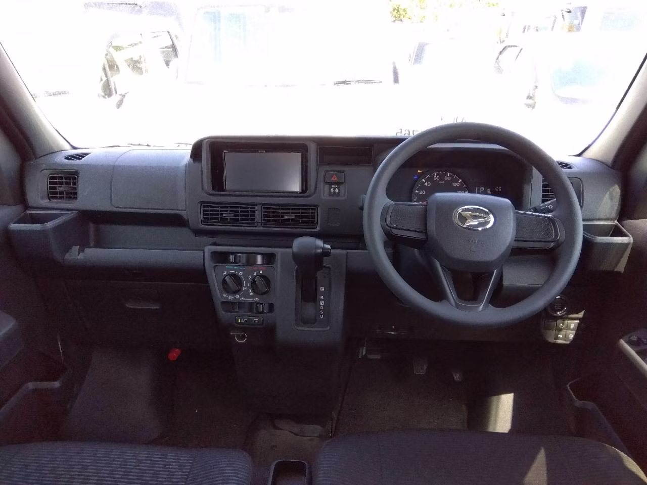 DAIHATSU ATRAI