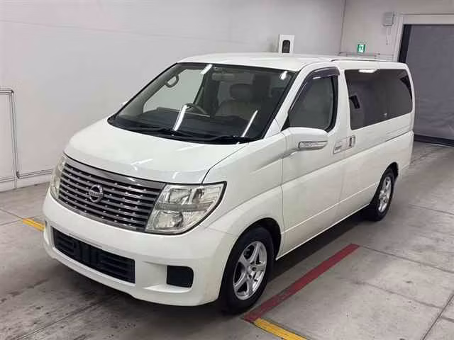 NISSAN ELGRAND