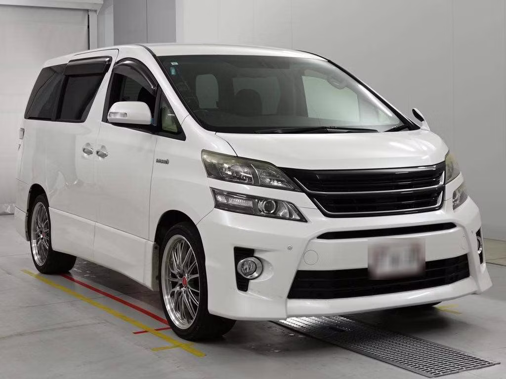 TOYOTA ALPHARD