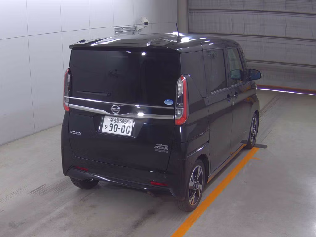 NISSAN ROOX