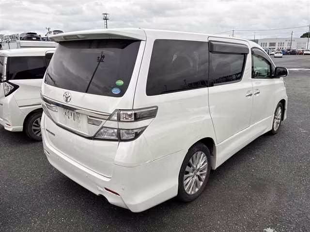 TOYOTA VELLFIRE