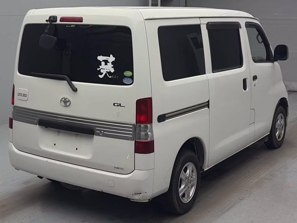 TOYOTA LITE ACE