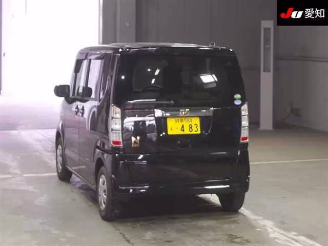 HONDA N-BOX