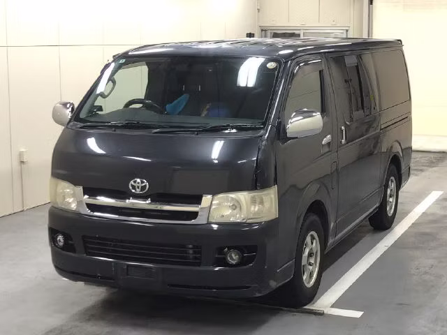 TOYOTA REGIUS ACE