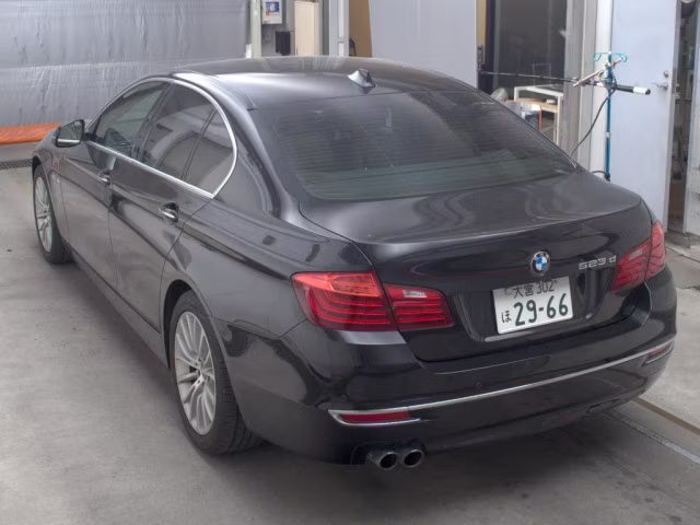 BMW 5-SERIES