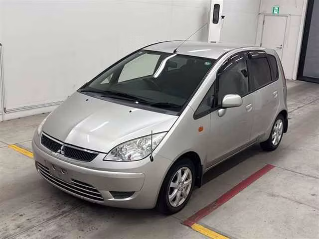 MITSUBISHI COLT