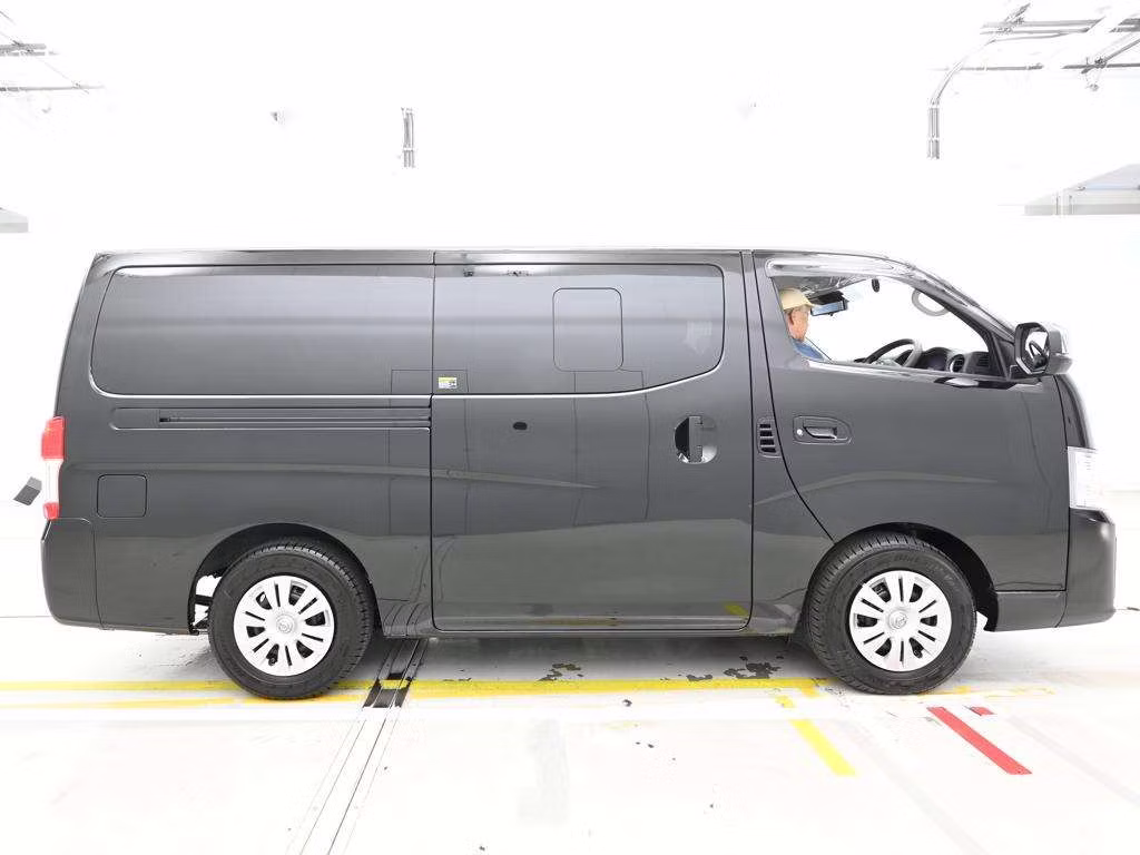 NISSAN CARAVAN