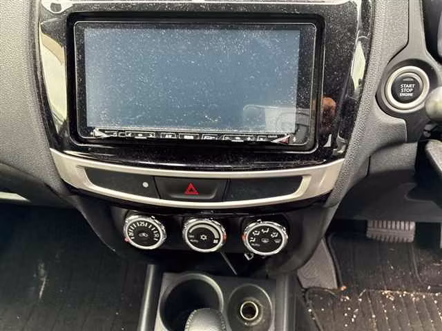 MITSUBISHI RVR