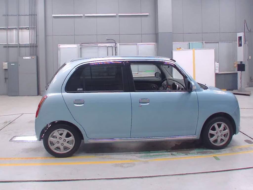 DAIHATSU MIRA GINO