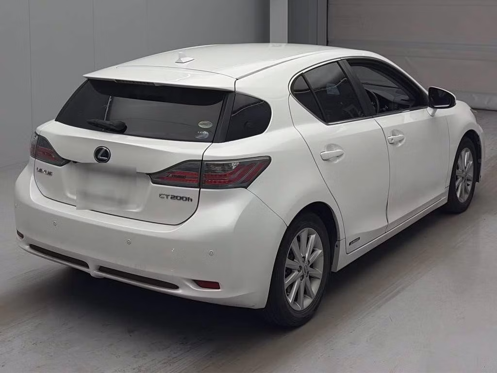 LEXUS CT200H