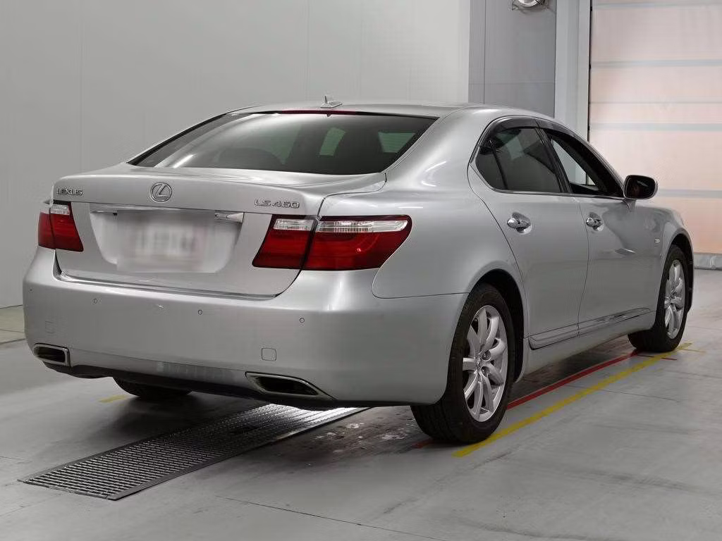 LEXUS LS460