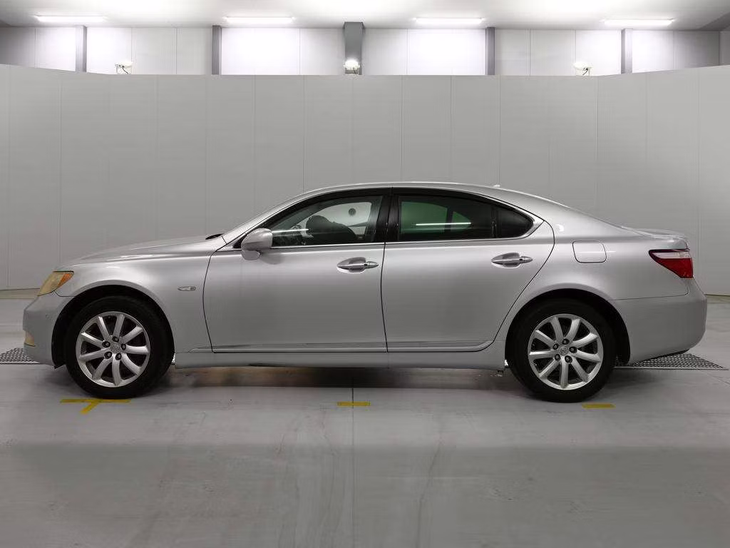 LEXUS LS460