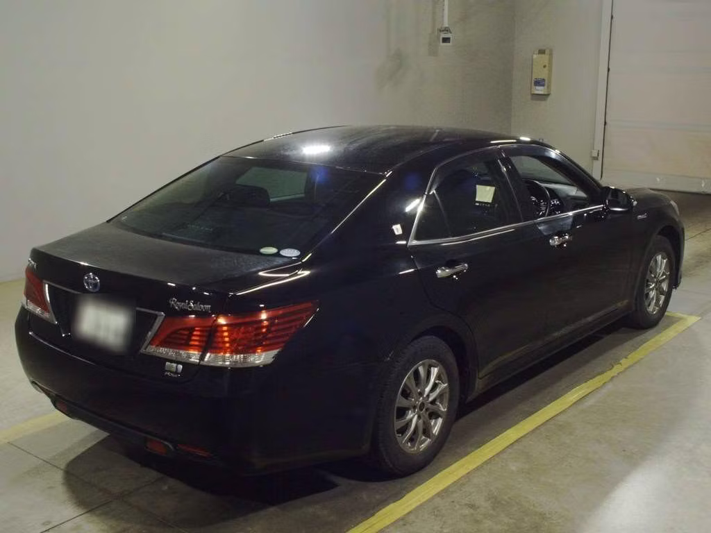 TOYOTA CROWN