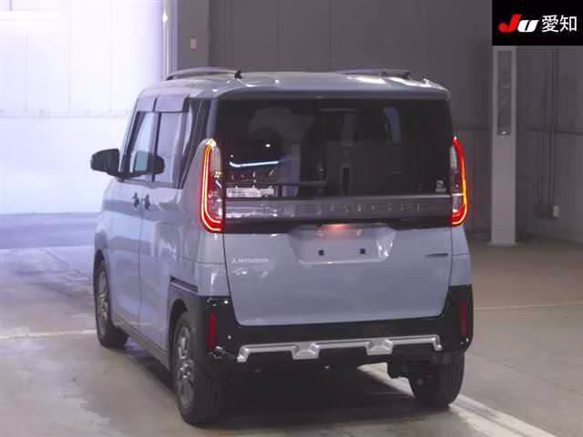 MITSUBISHI DELICA MINI