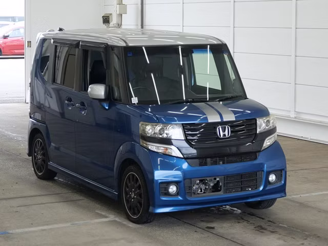 HONDA N-BOX