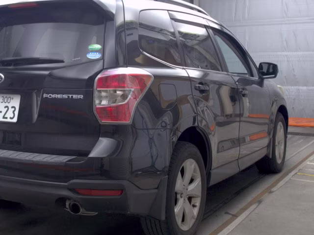 SUBARU FORESTER