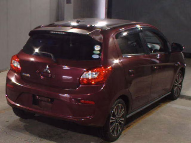 MITSUBISHI MIRAGE