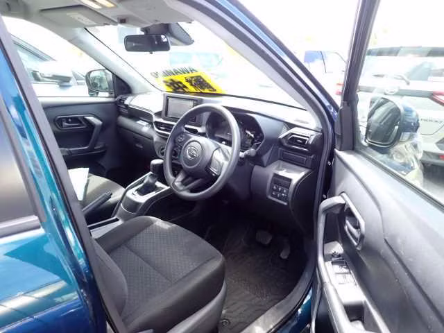 DAIHATSU ROCKY