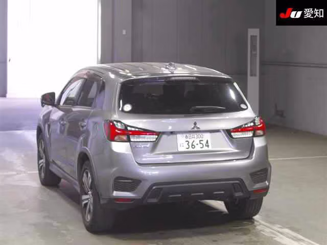 MITSUBISHI RVR