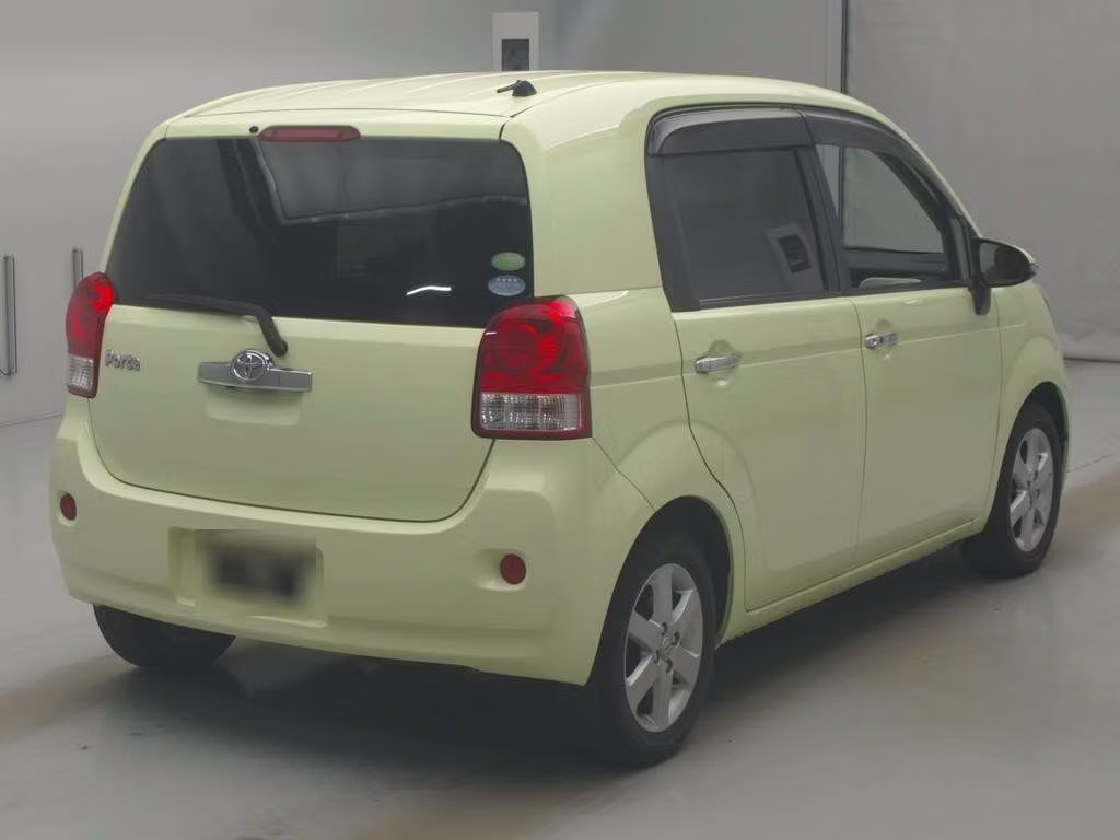 TOYOTA PORTE