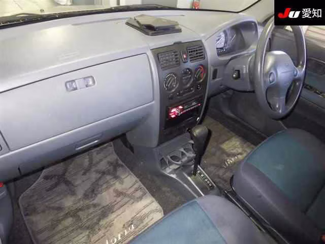 DAIHATSU STORIA