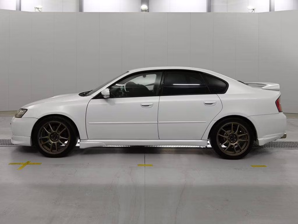 SUBARU LEGACY B4